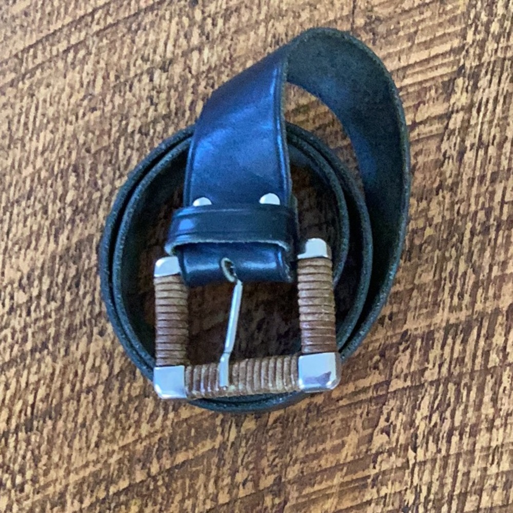 Echo vintage black leather belt 1 1/2” wide, can fit up to 30” waist